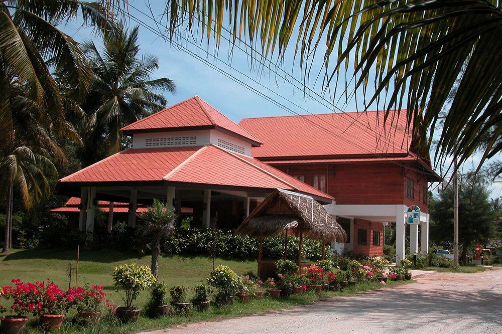 Coral Hotel Bangsaphan Bang Saphan Exteriör bild
