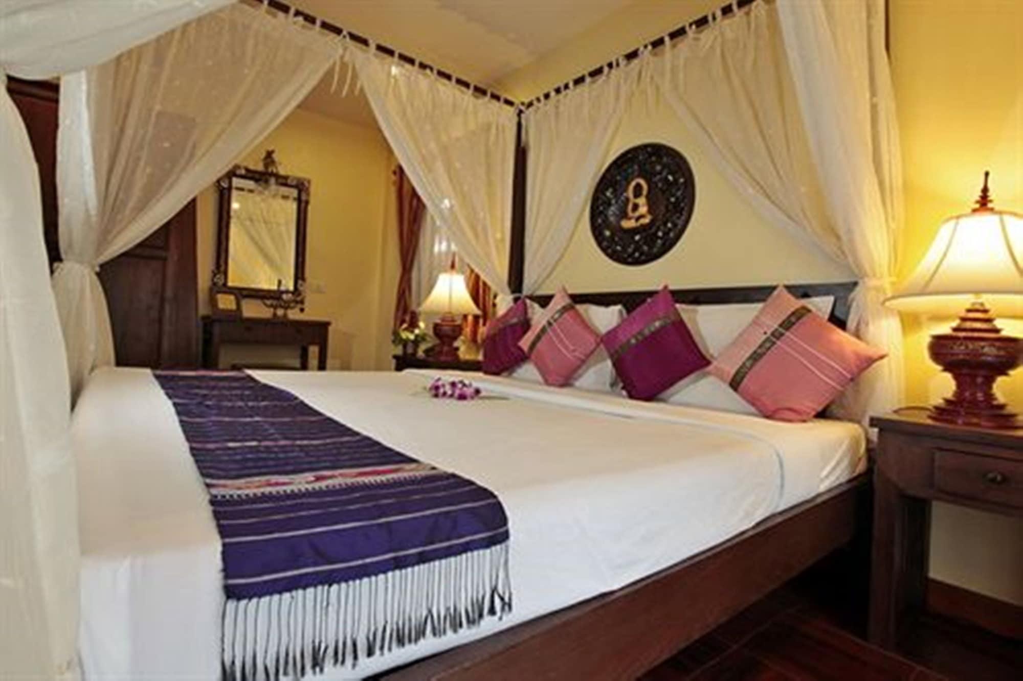 Coral Hotel Bangsaphan Bang Saphan Exteriör bild