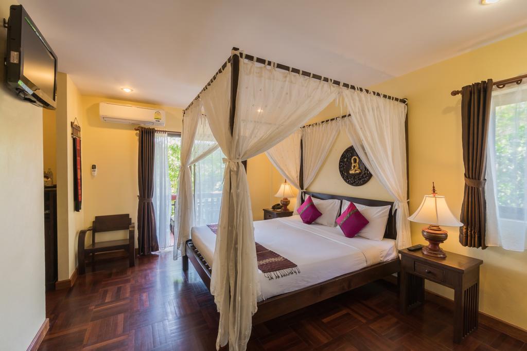 Coral Hotel Bangsaphan Bang Saphan Exteriör bild