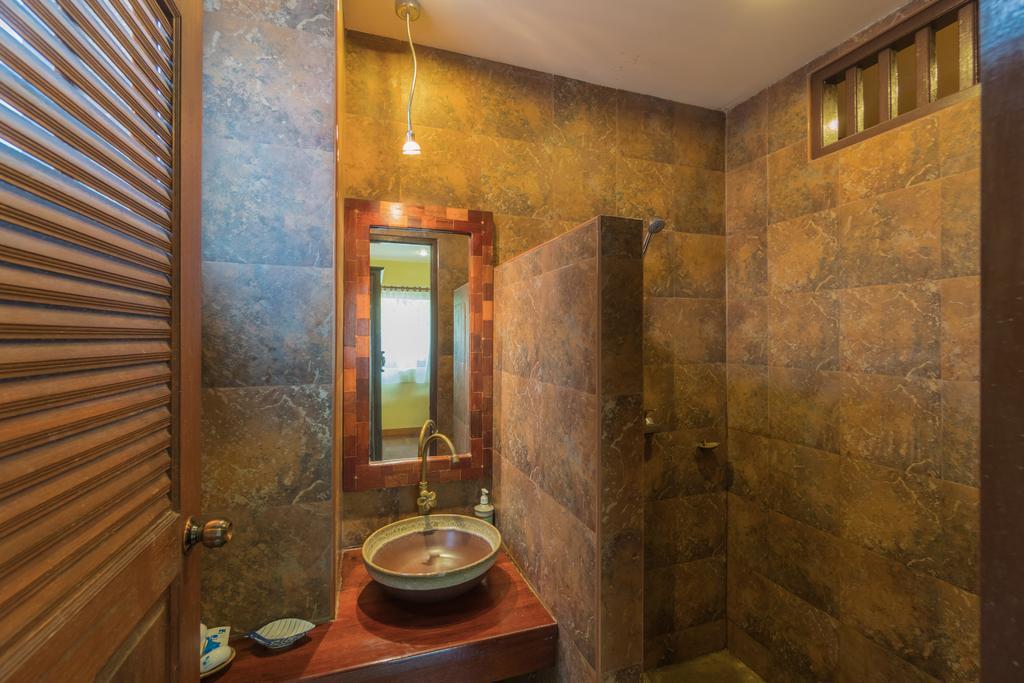 Coral Hotel Bangsaphan Bang Saphan Exteriör bild