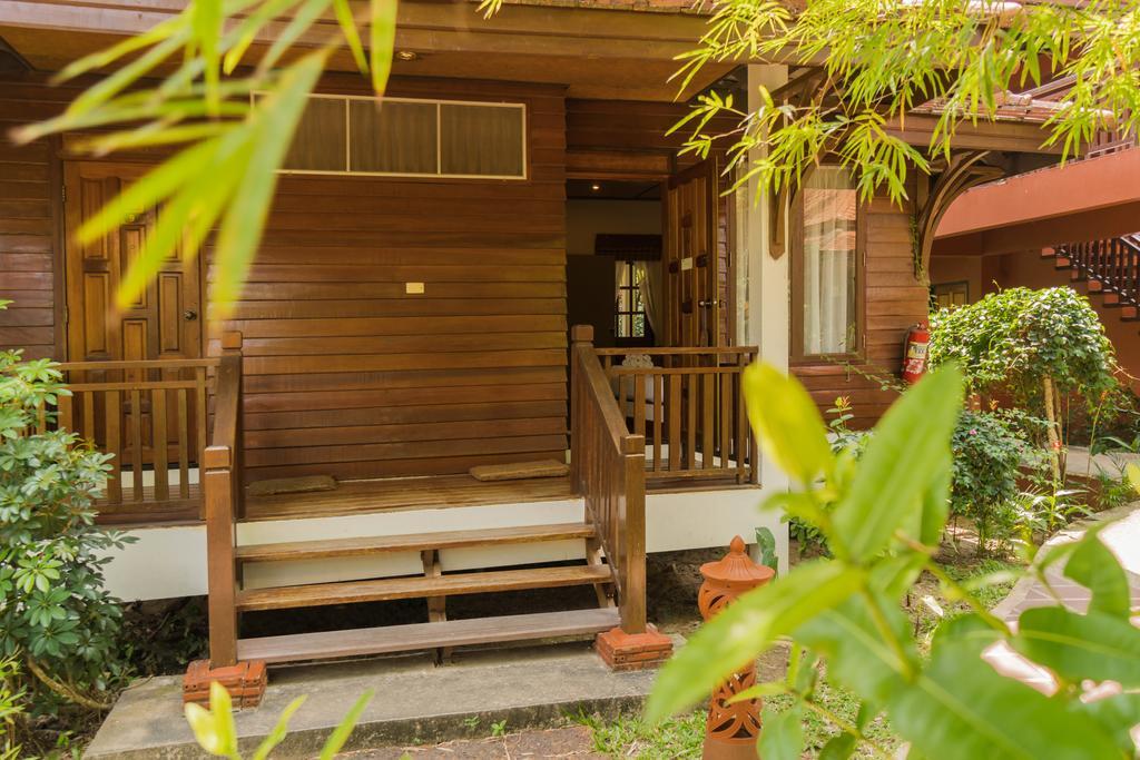 Coral Hotel Bangsaphan Bang Saphan Exteriör bild
