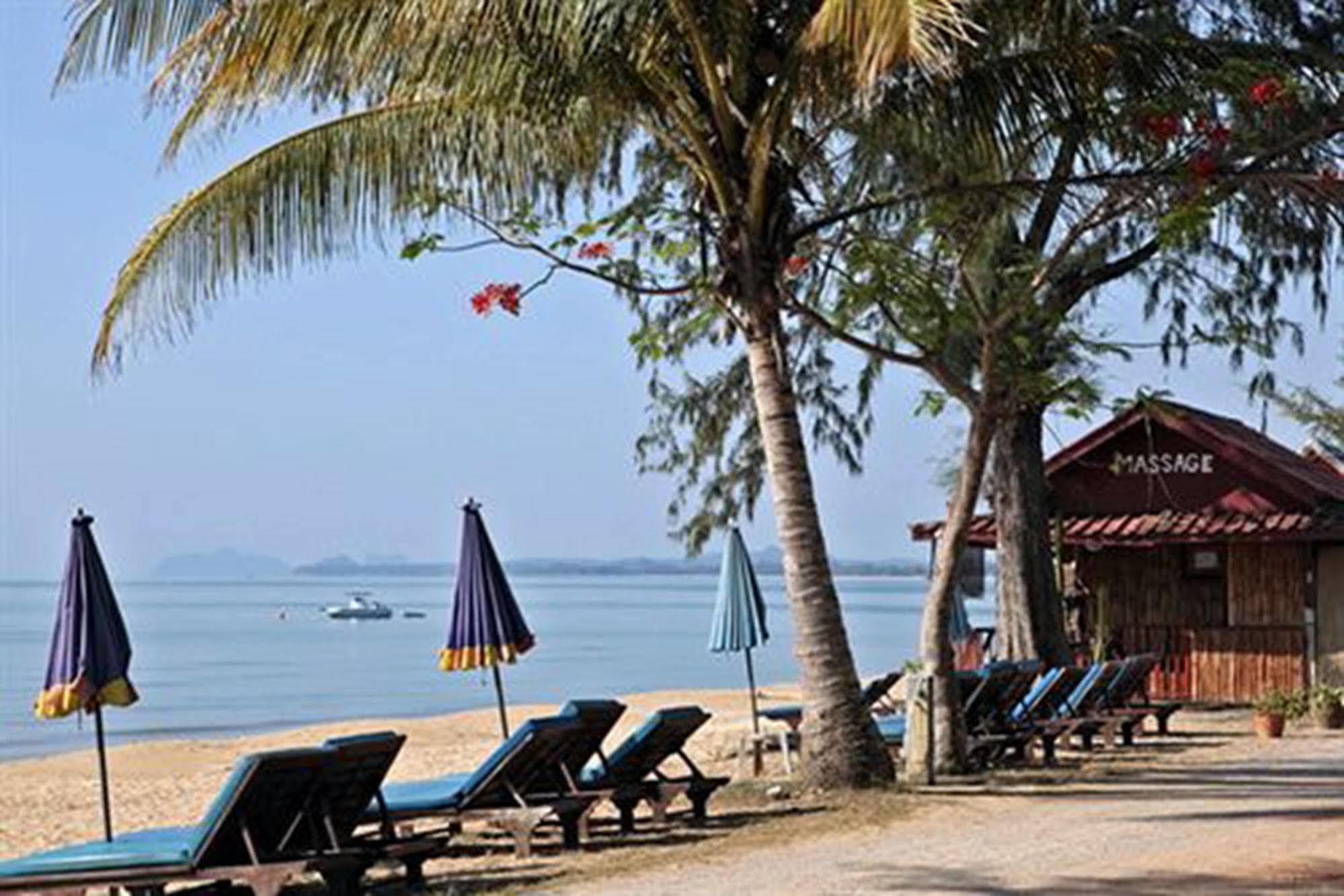 Coral Hotel Bangsaphan Bang Saphan Exteriör bild